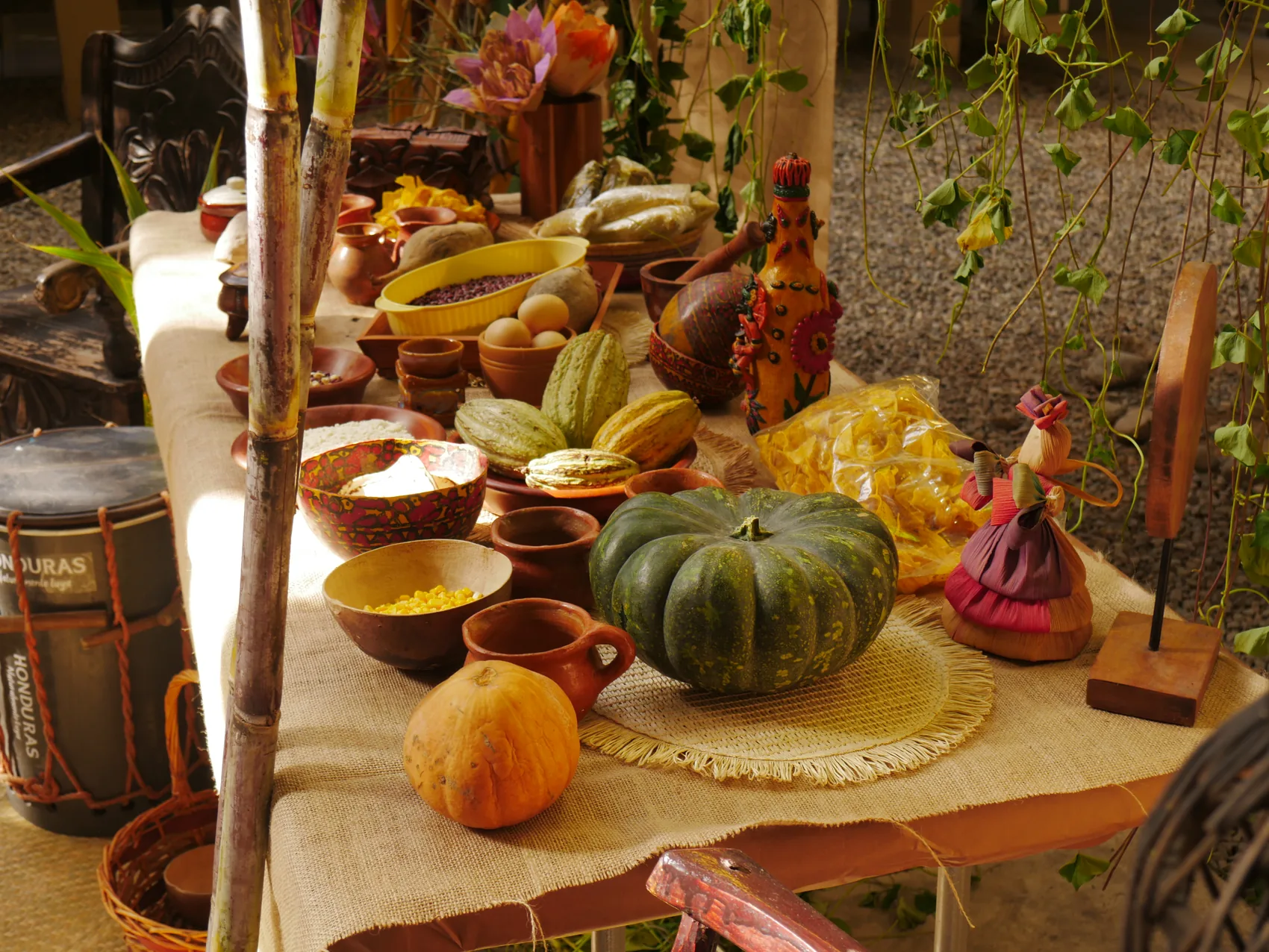 Traditional ingredients, crafts and flavors of Honduras.